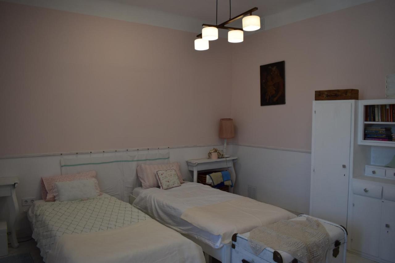 Malomszeg Apartman 2 Pécs Eksteriør bilde